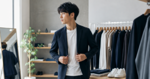 男性ファッション初心者は何から始める？服選びの基本とサイズ感を解説
